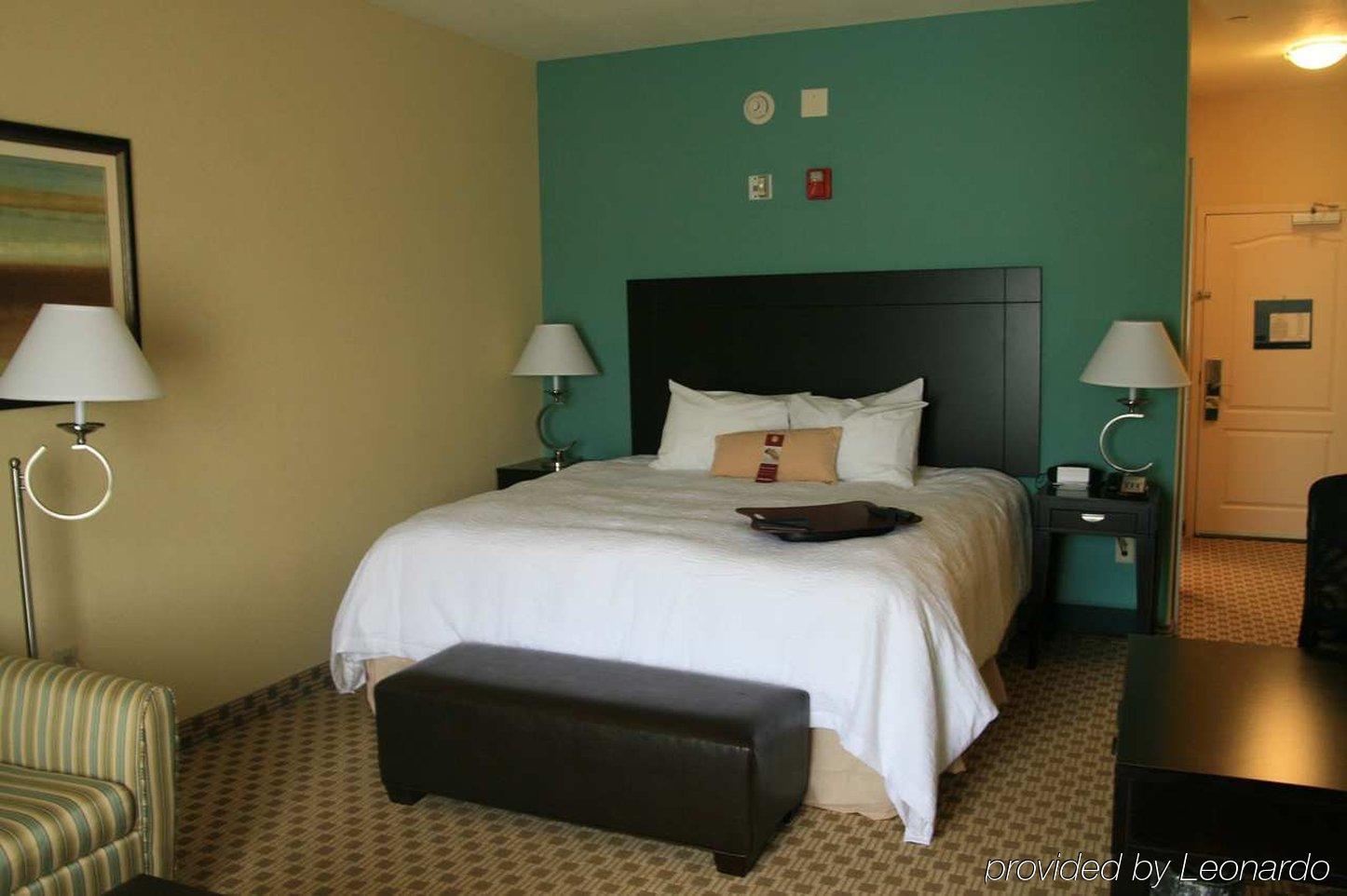 Hampton Inn Orange Habitación foto