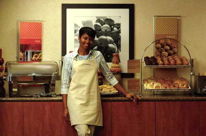 Hampton Inn Orange Restaurante foto